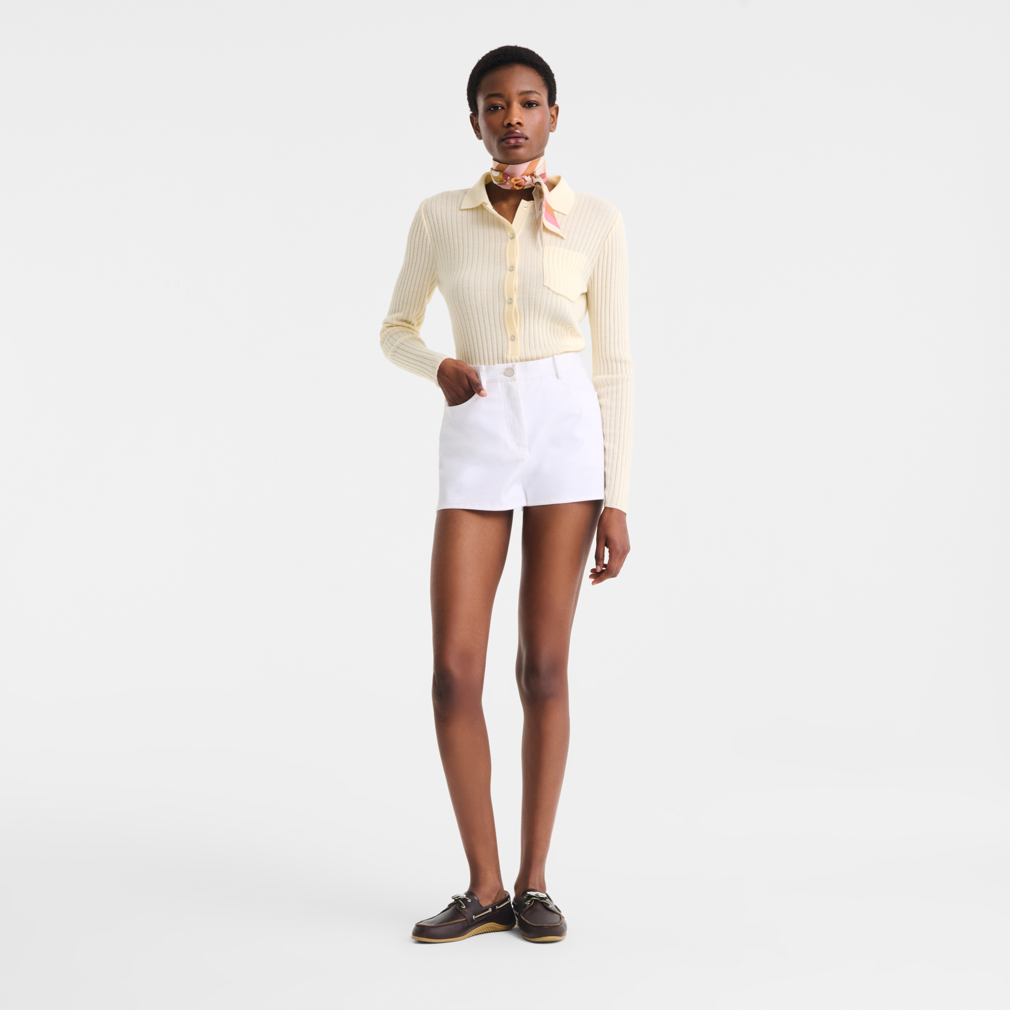 null Shorts, White