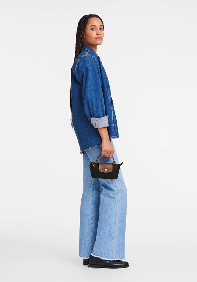 longchamp-pliage-pouch