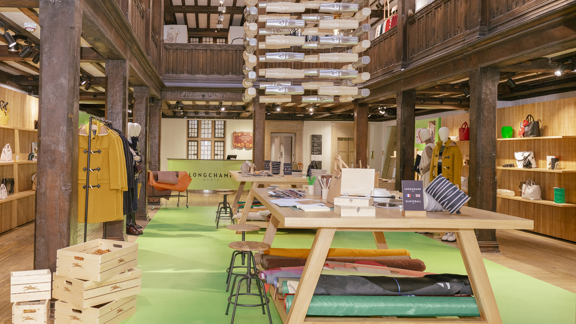 Longchamp Gloverall
